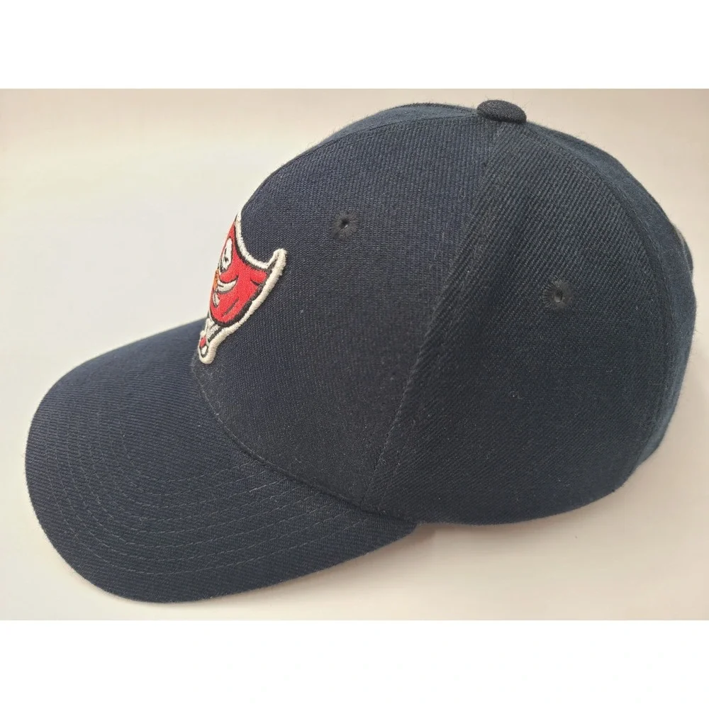 Vintage Tampa Bay Buccaneers Sports Specialties Snapback‎ Hat Cap Wool Blend NFL